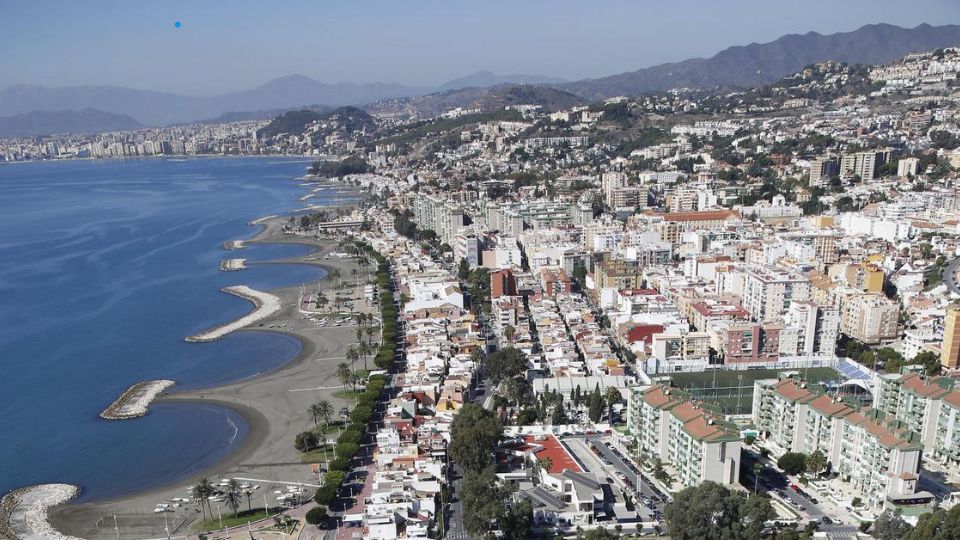 PLaya de el pedralejo en málaga para celebrar una despedida de soltera