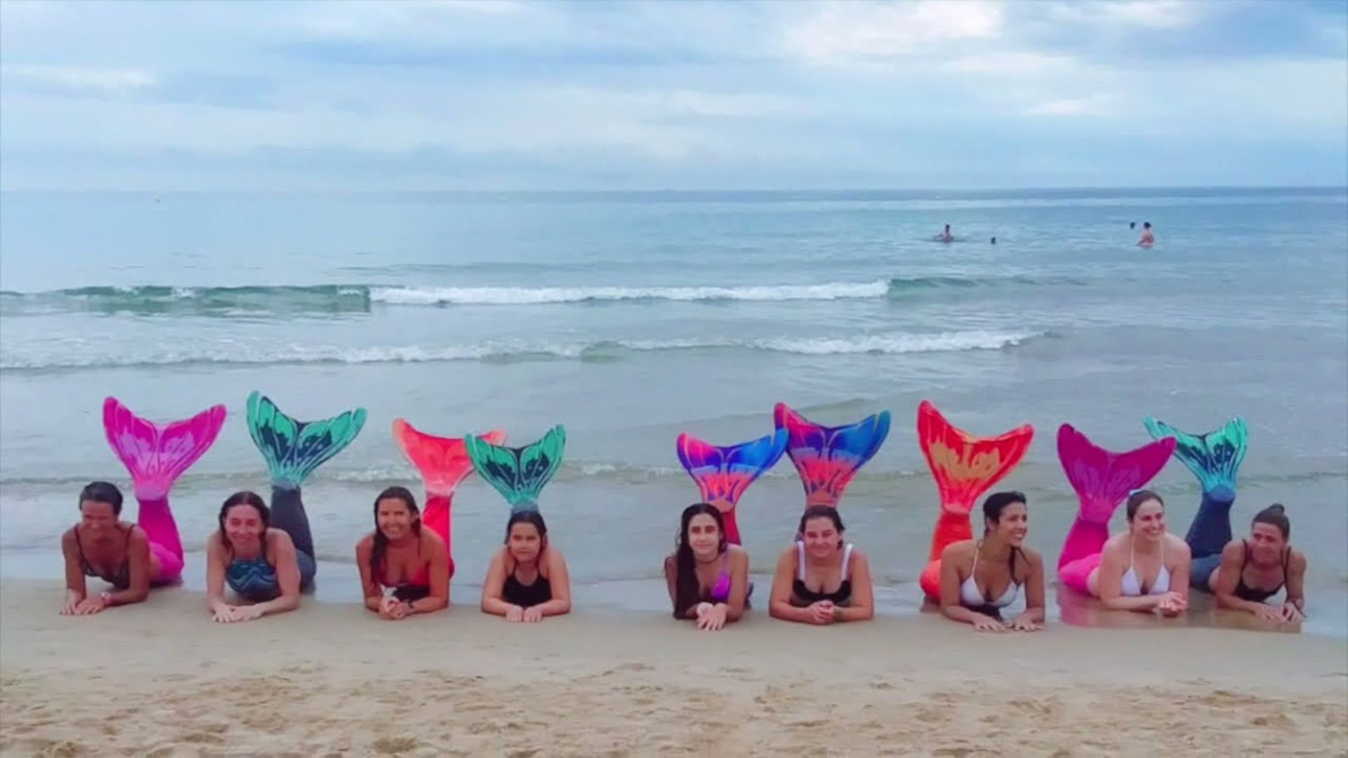 fiesta de sirenas para una despedida temática